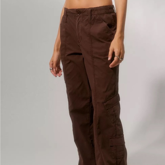 Urban Outfitters BDG Y2K Low-Rise Cargo Pant Chocolate (BRAND NEW) - Picture 3 of 4